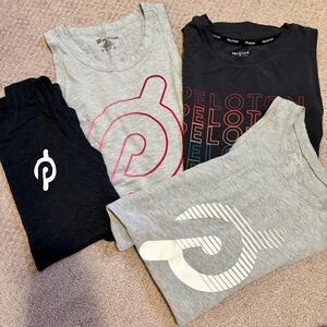 (4) XS Peloton Tank Tops